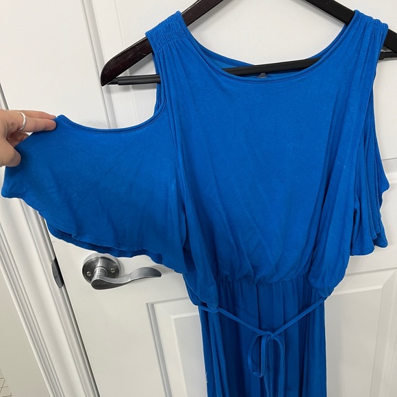 Blue Shoulder Cut-Out Dress - Picture 2 of 4